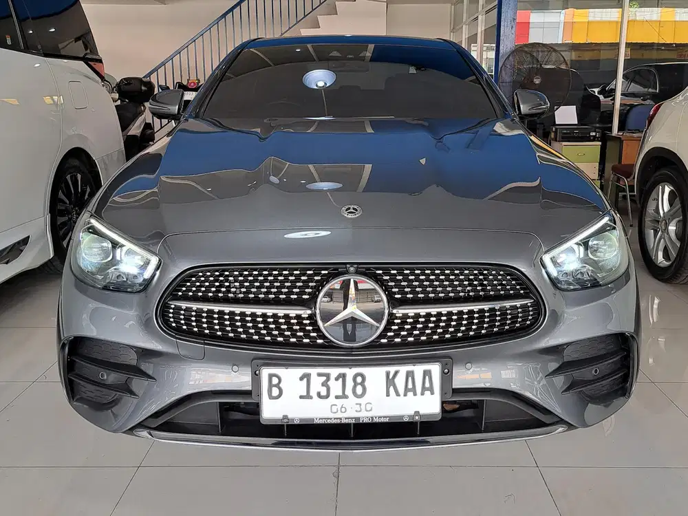 Mercedes-Benz E300 AMG NIK 2022