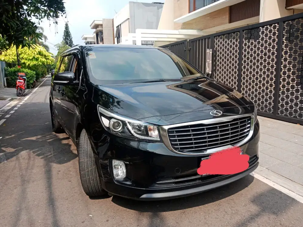 Kia Sedona 2017 Bensin