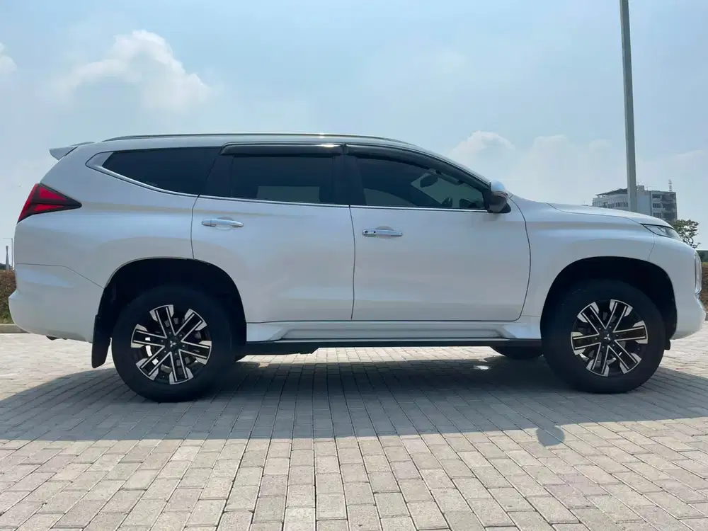 MITSUBISHI PAJERO SPORT DAKAR AT 2022