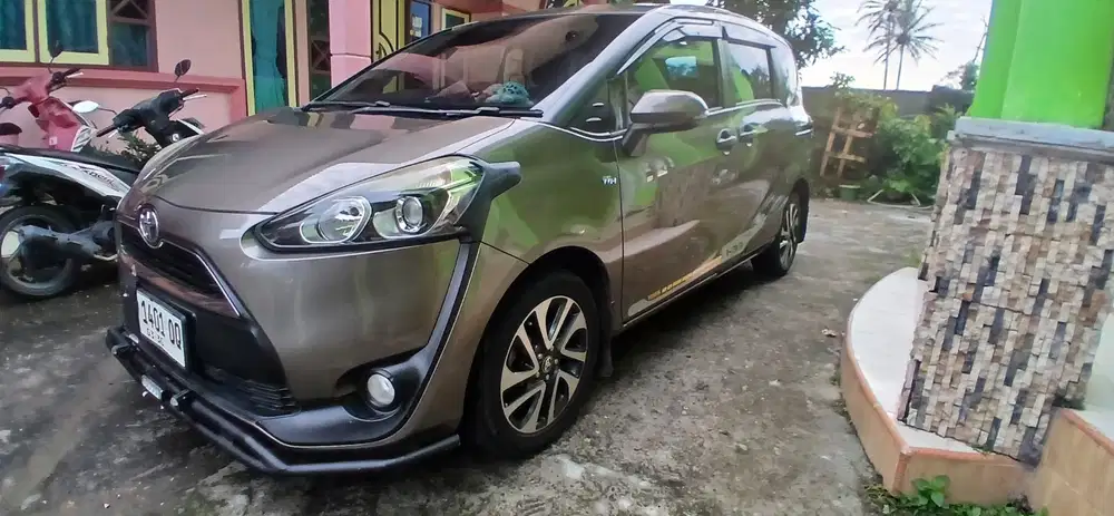 Toyota Sienta 2018 Bensin