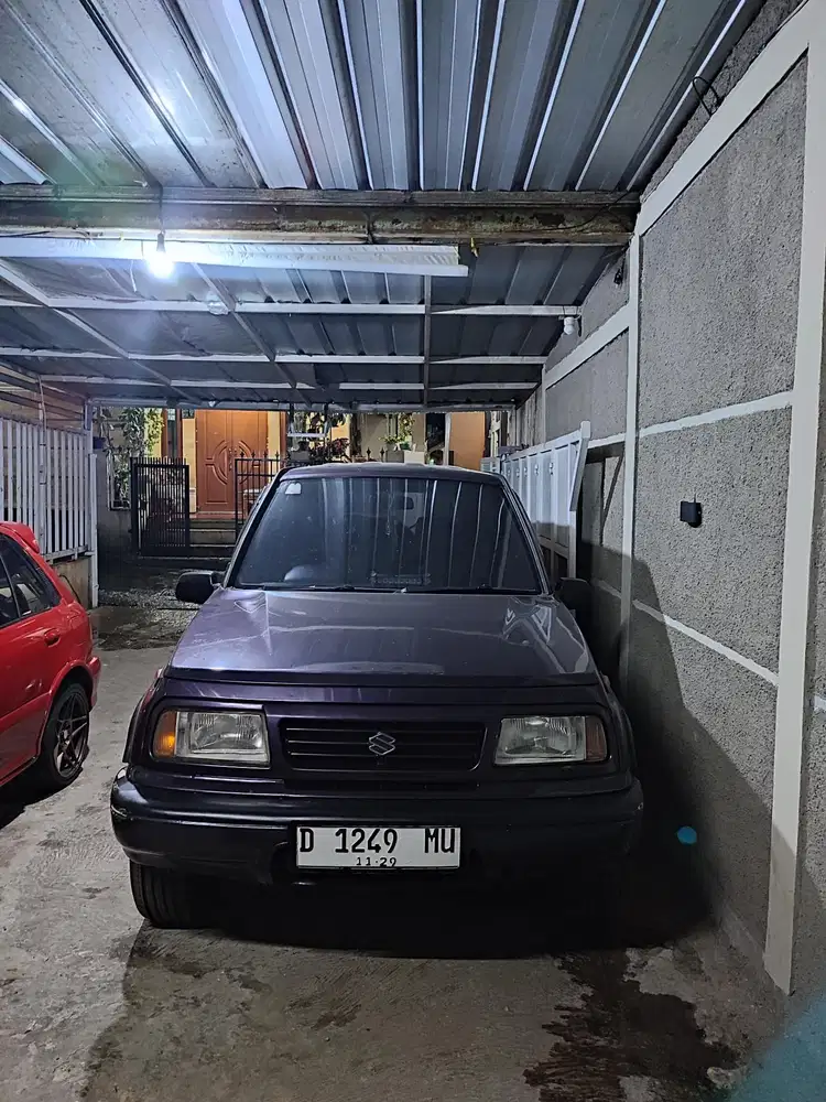 Suzuki Escudo 1995 Bensin