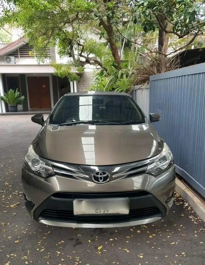 Toyota Vios 2014 G matic tgn.1 km 76 ribu