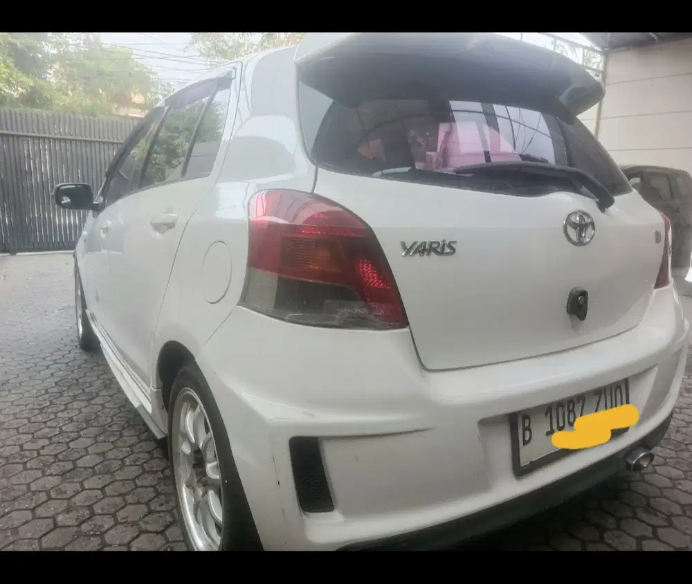 Toyota Yaris 2012 Bensin