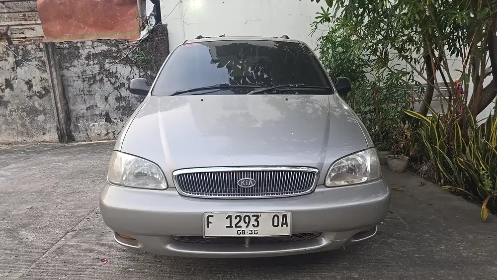 Kia Carnival 2000 Bensin