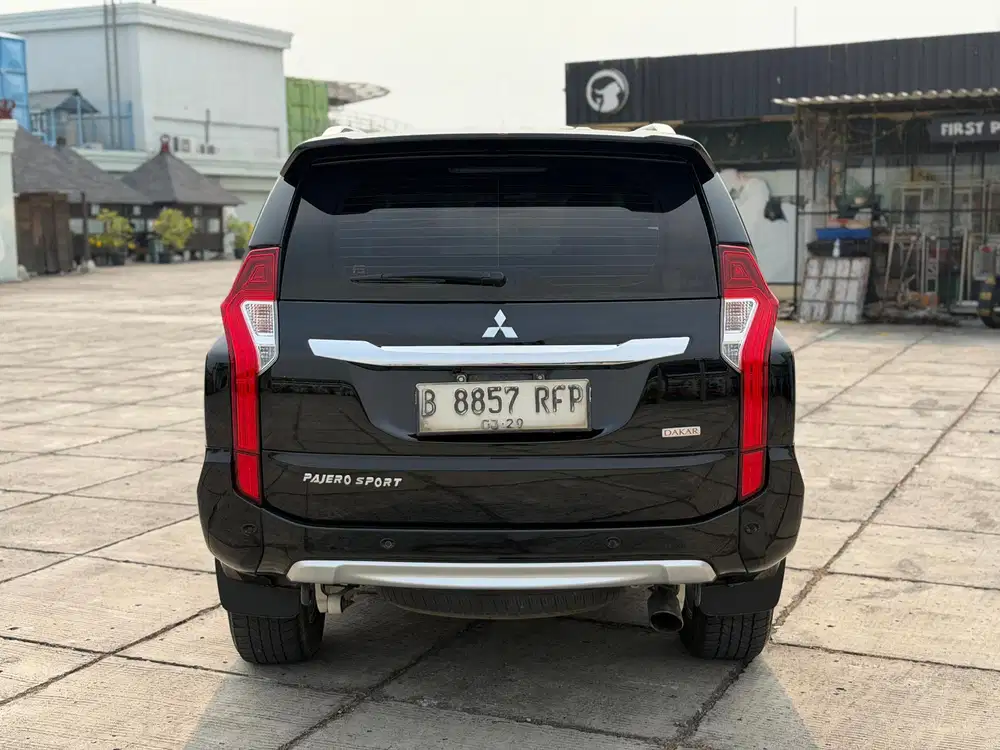 Pajero Dakar 4x2 at 2019