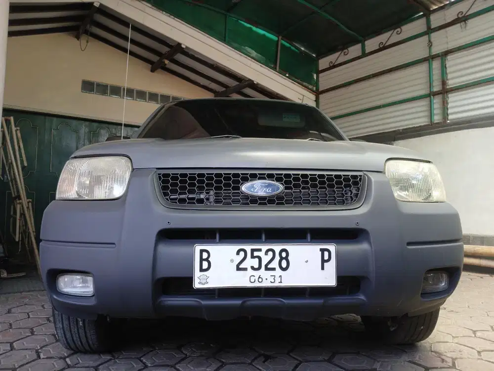 Ford Escape 2003 4WD  ( 4X4  )