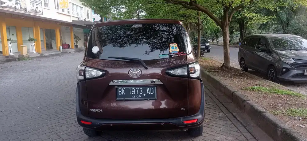 Toyota Sienta 2016 Bensin harga nego serius telepon kode dari olx