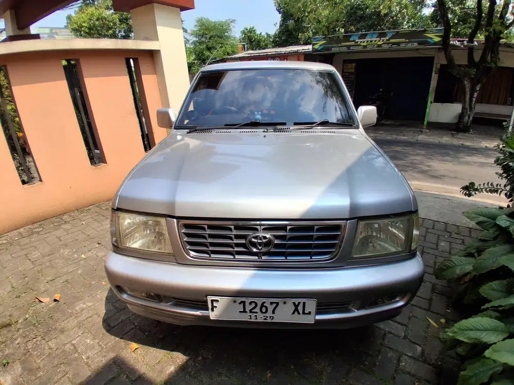 Toyota Kijang 2002 Bensin