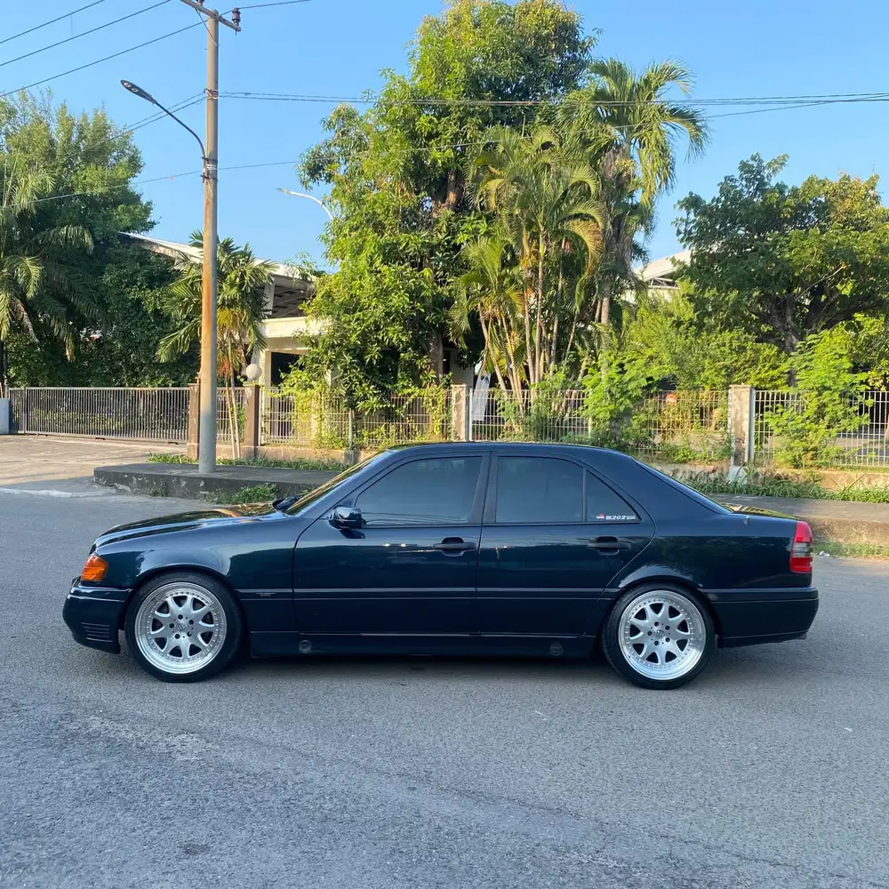 Mercedes-Benz C230 1997 Bensin