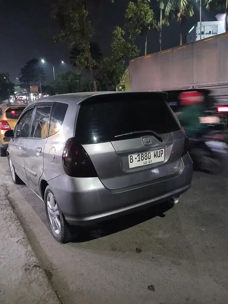 Honda Jazz 2005 Bensin