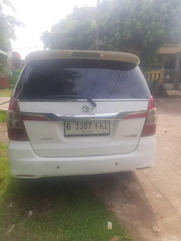 Toyota Kijang Innova 2012 Bensin