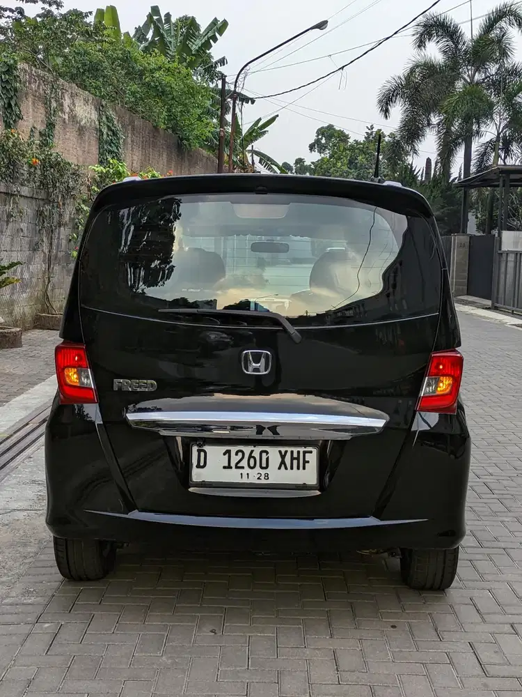 Honda Freed 2015 Bensin