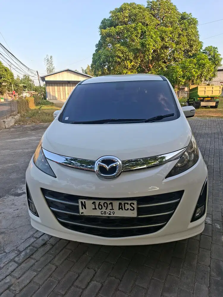 Mazda Biante 2013 Bensin