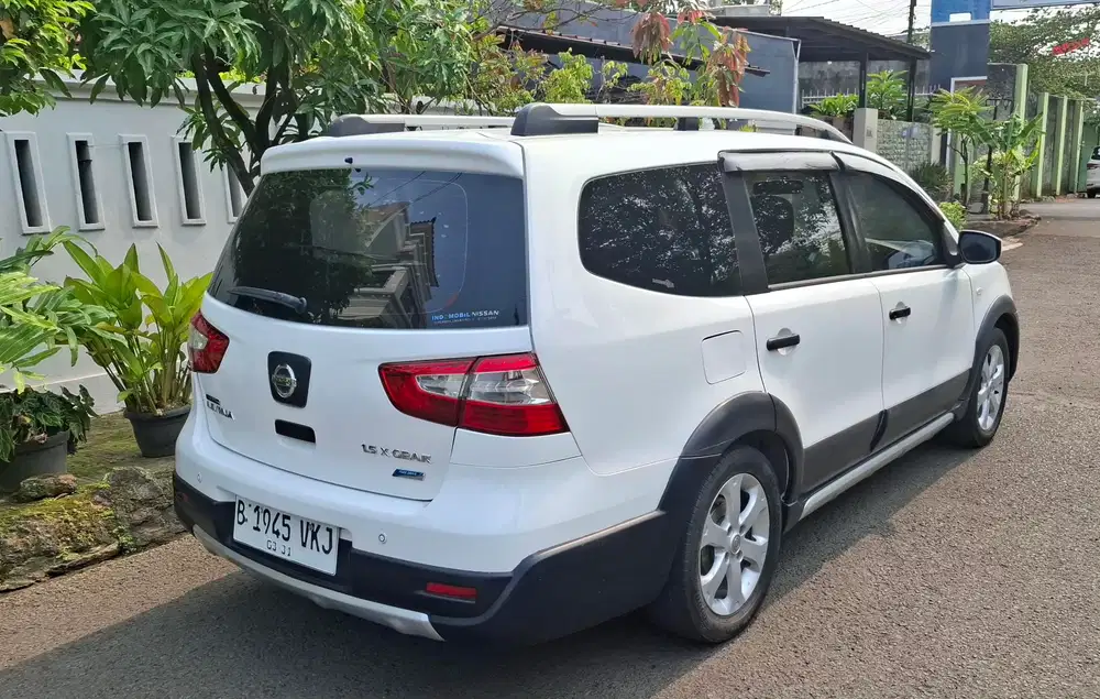 Grand livina XGEAR 2015 Manual