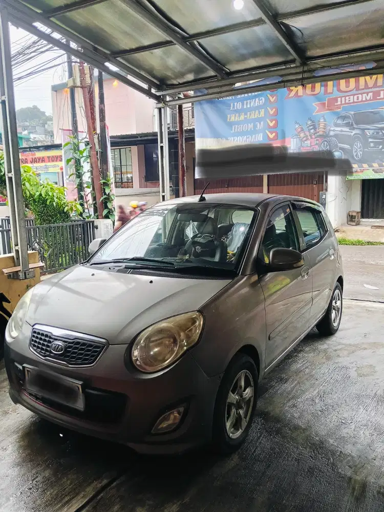 Kia Picanto 2010 Bensin