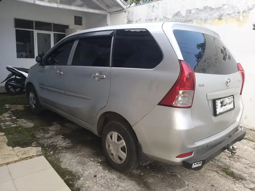 Daihatsu Xenia 2012 Bensin