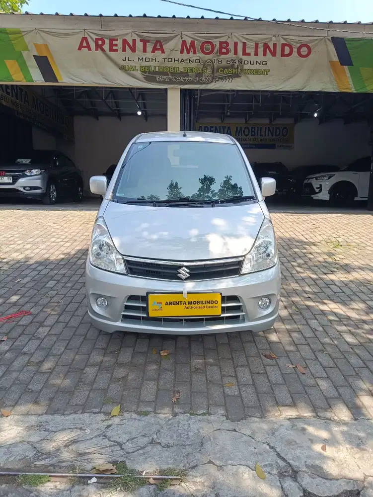 Karimun estilo 2012 Km 70 rb seperti baru