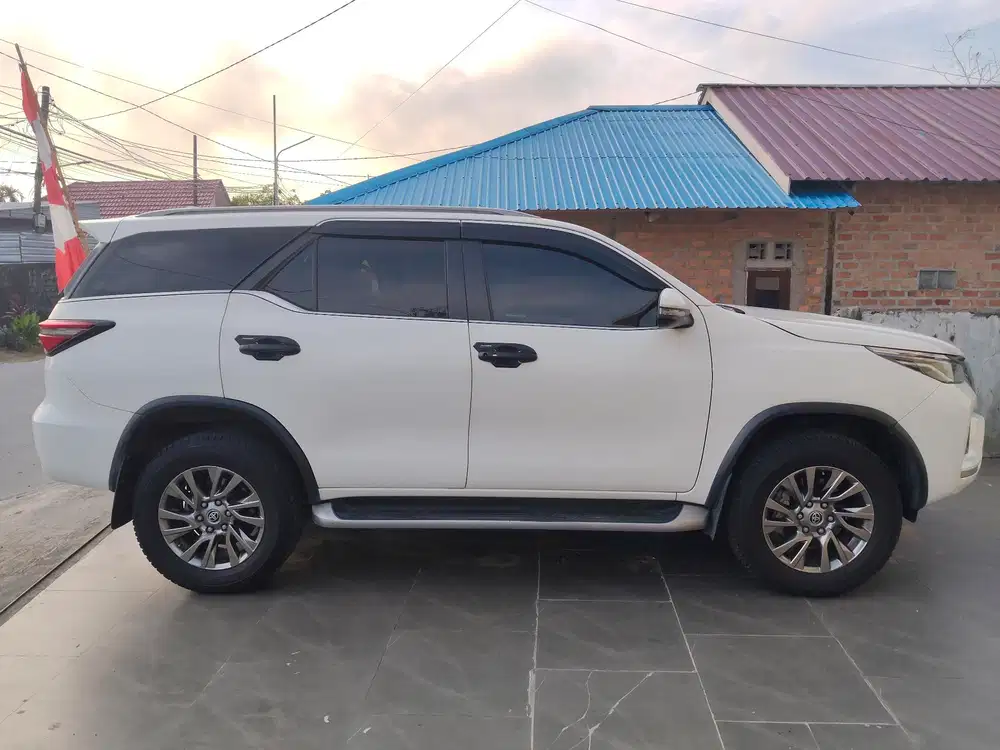 Toyota Fortuner 2023 Diesel