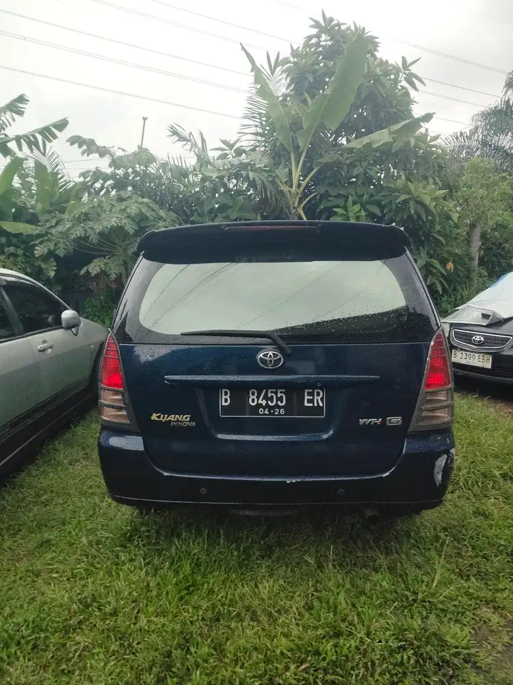 Toyota Kijang Innova 2005 Bensin