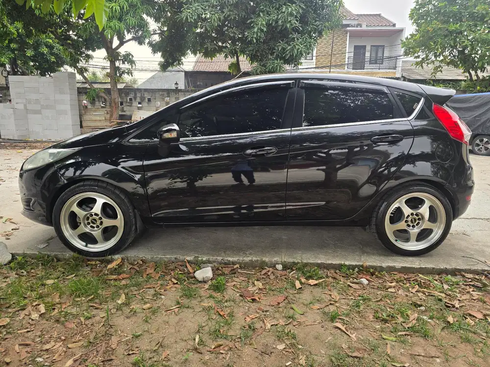 Ford Fiesta 2013 Bensin