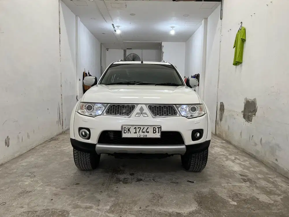 Mitsubishi Pajero Sport Dakar 2012