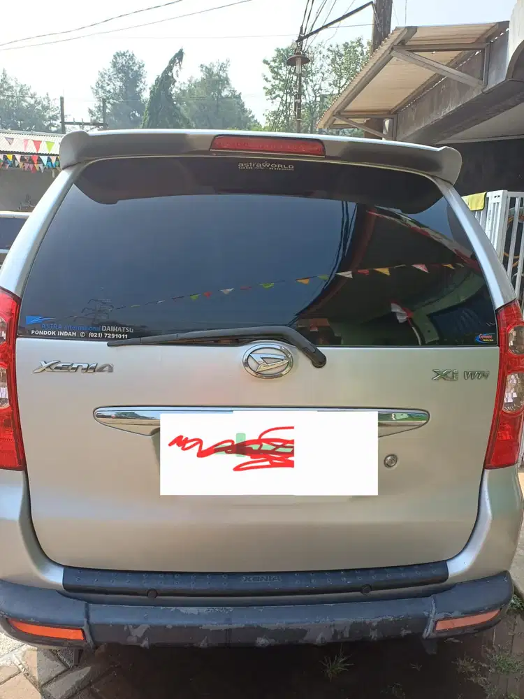 Daihatsu Xenia 2010 Bensin