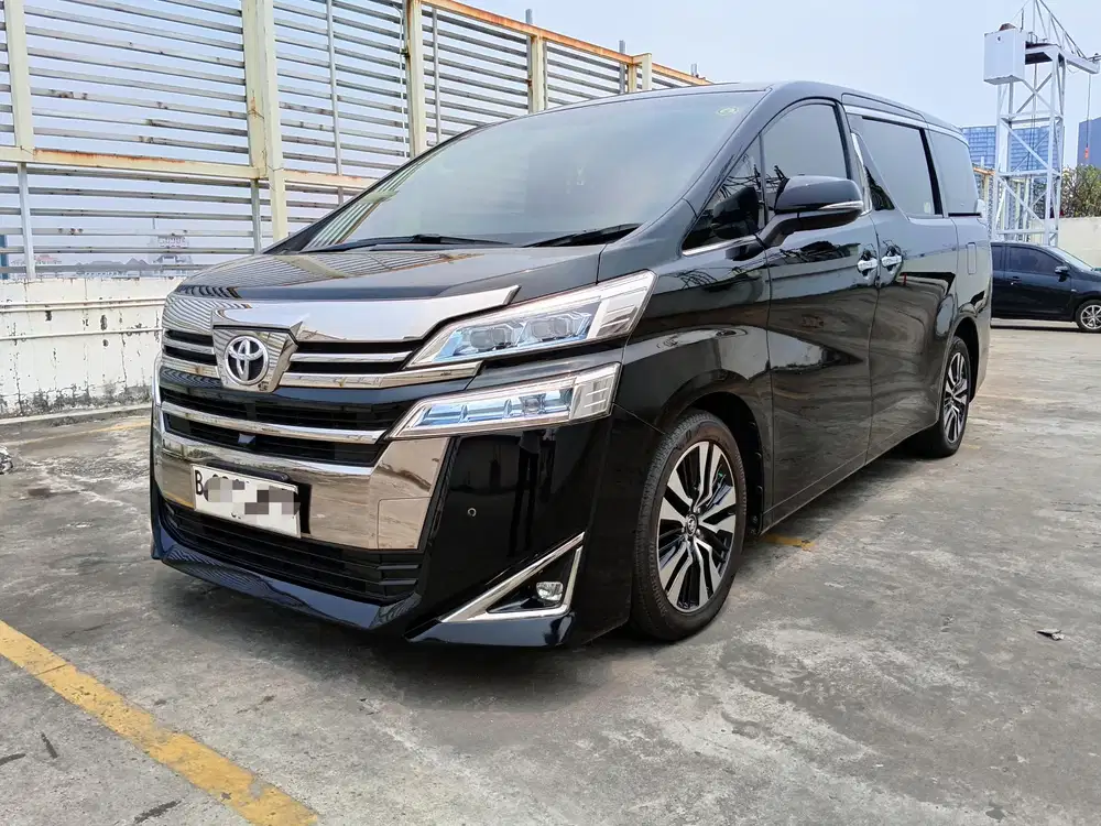 Toyota Vellfire 2018 KM LOW