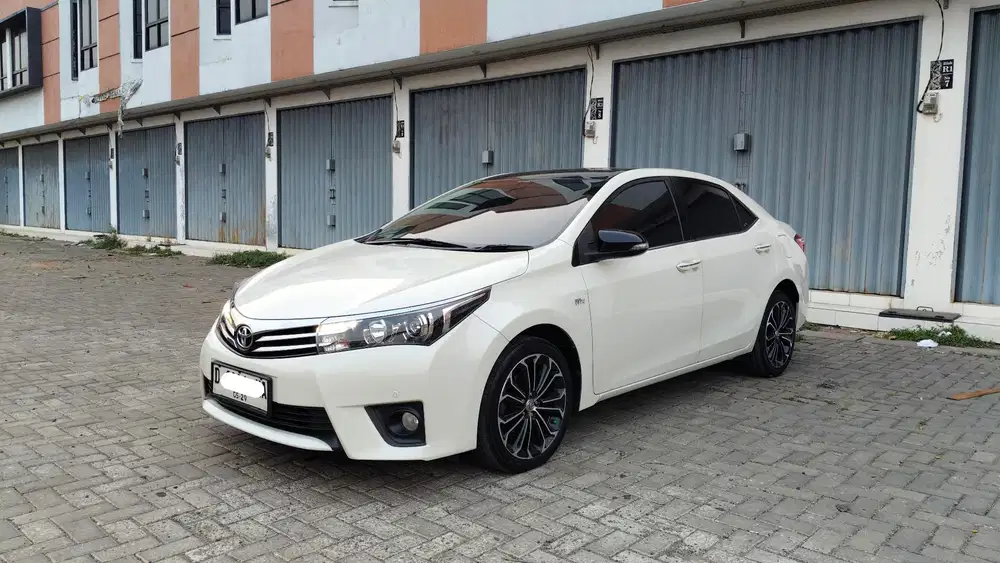 Corolla Altis 2014 1.8 V-matic