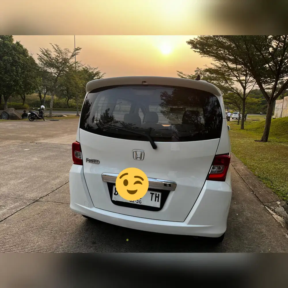 Honda Freed 2010 Bensin