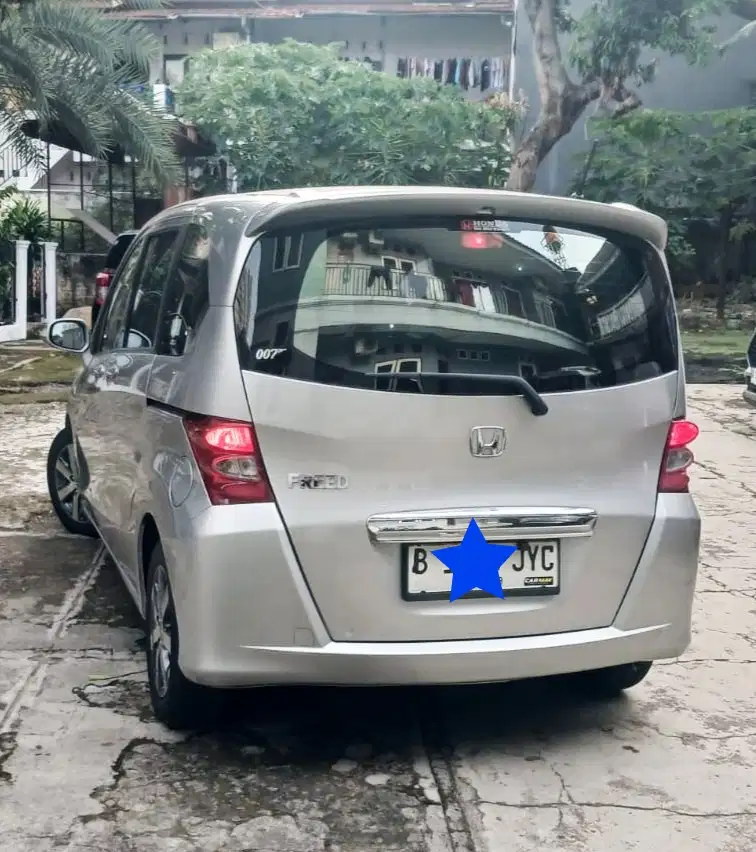 Honda Freed 2011 Bensin