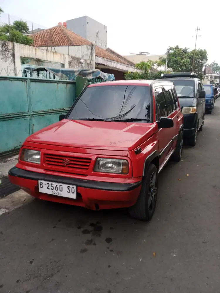 Suzuki Escudo 1995 Bensin
