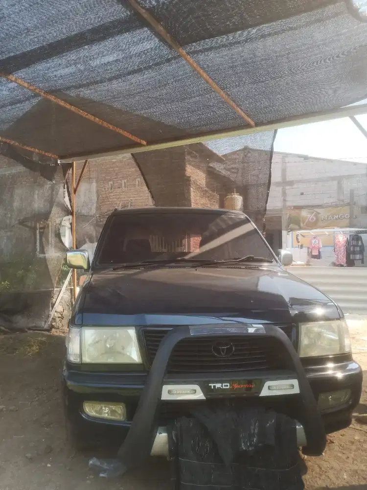 Toyota Kijang 2000 Bensin