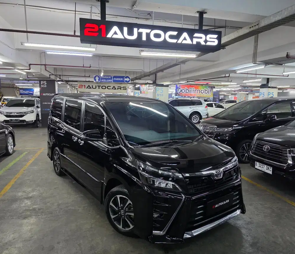 Toyota Voxy 2021 Bensin