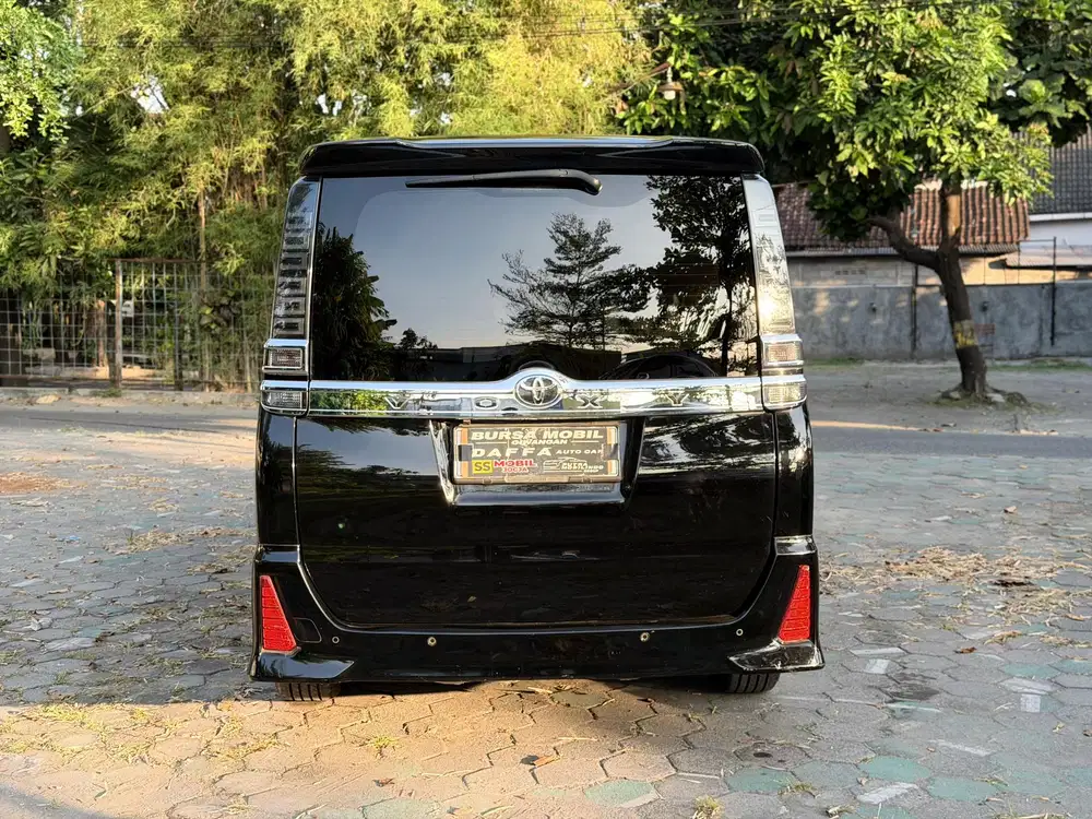 Toyota Voxy 2017 Bensin