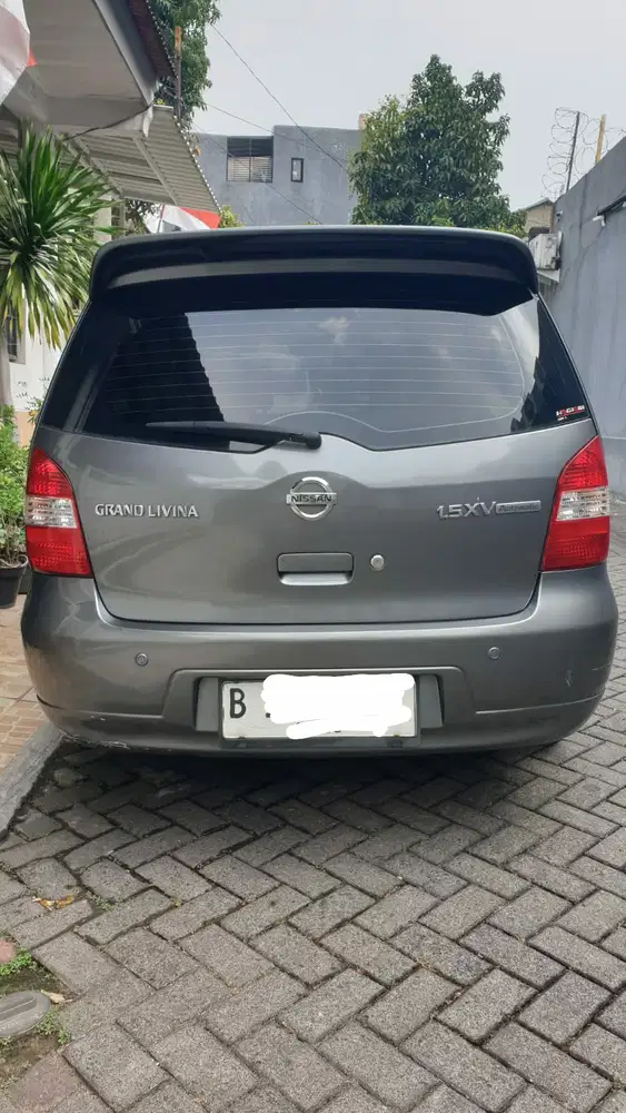 Nissan Grand livina 2011 Bensin