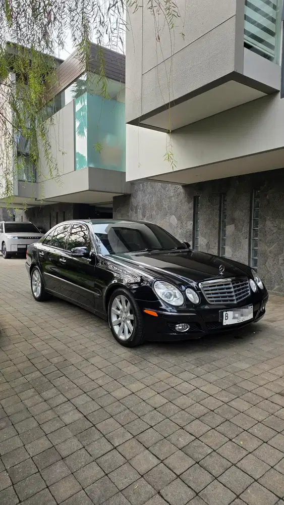 Mercedes-Benz E280 2009 Bensin