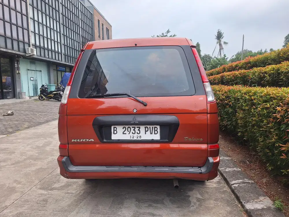 Mitsubishi Kuda 2004 Bensin