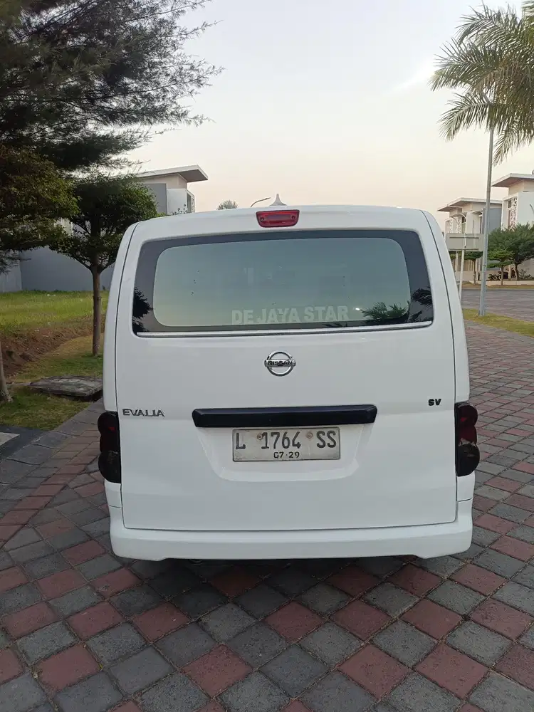 Nissan evalia th 2013