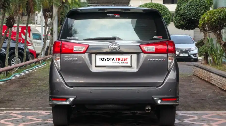 Toyota Kijang Innova 2020 Bensin