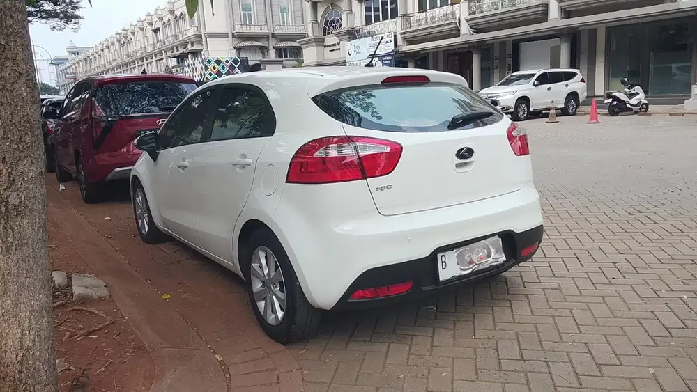 Kia Rio 2012 Bensin