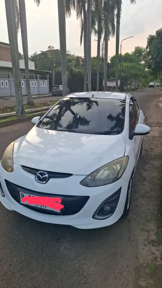 Mazda 2 2013 Bensin