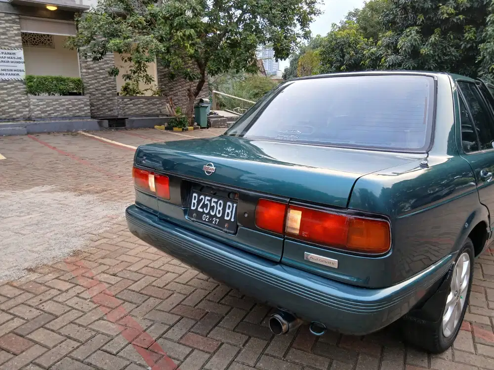 Nissan Sunny 1983 Bensin