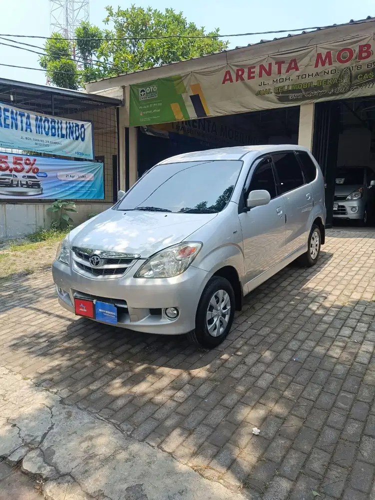 Avanza E 2011 Km 75 rb asli seperti baru
