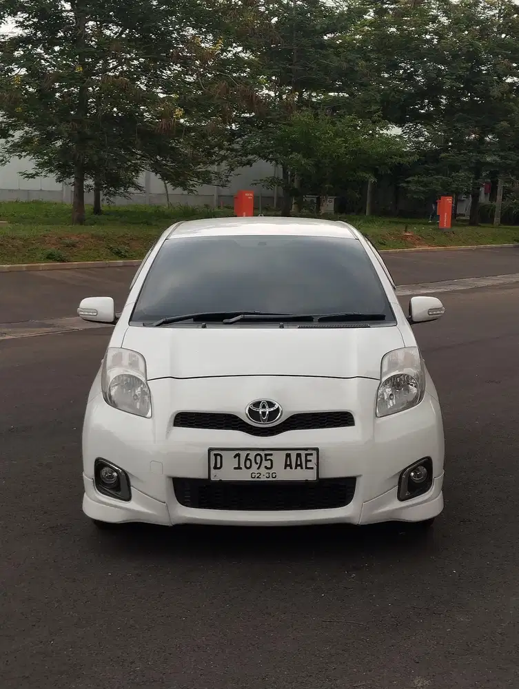 Toyota Yaris 2012 Bensin