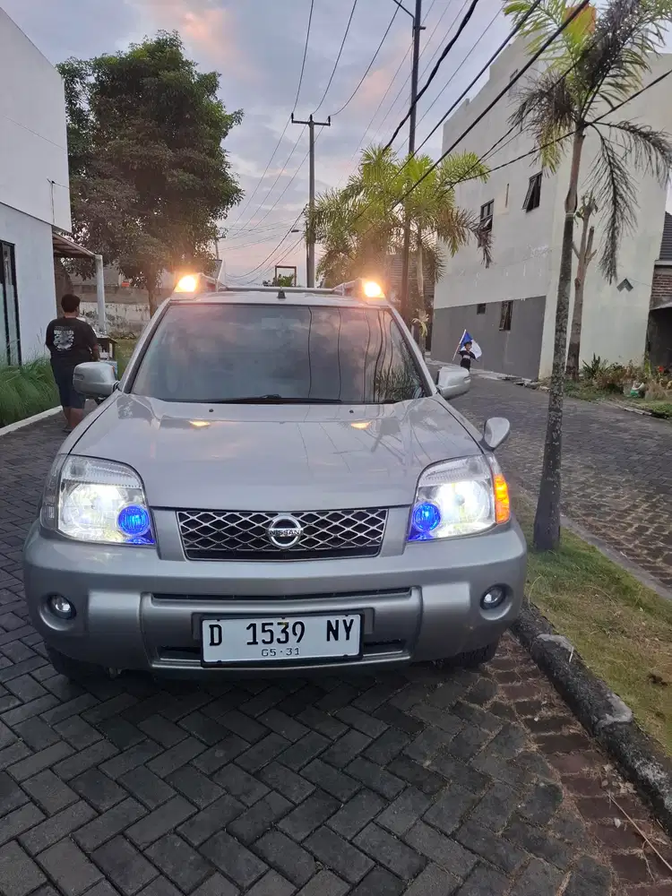 Nissan X-Trail 2005 Bensin