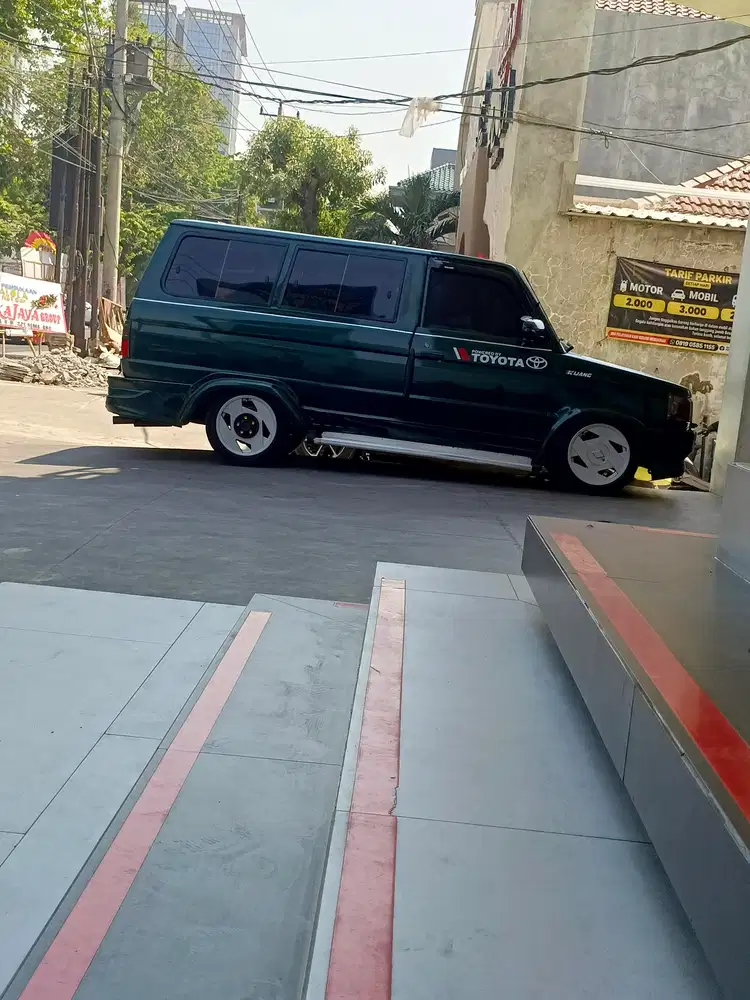 Toyota Kijang Super 1988 Bensin