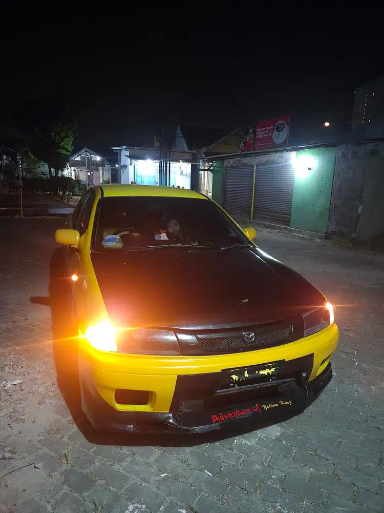Mazda Familia 1998 Bensin