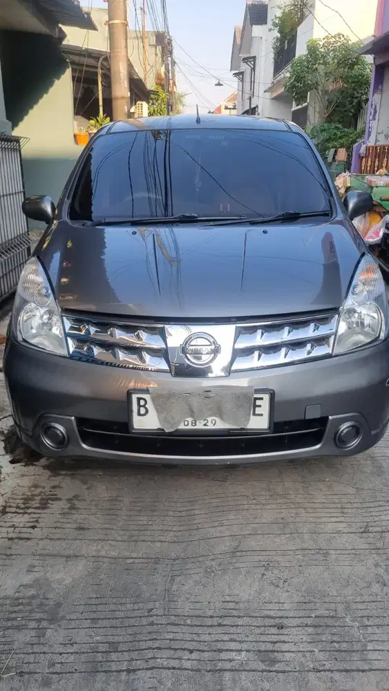 Nissan Grand livina 2009 Bensin
