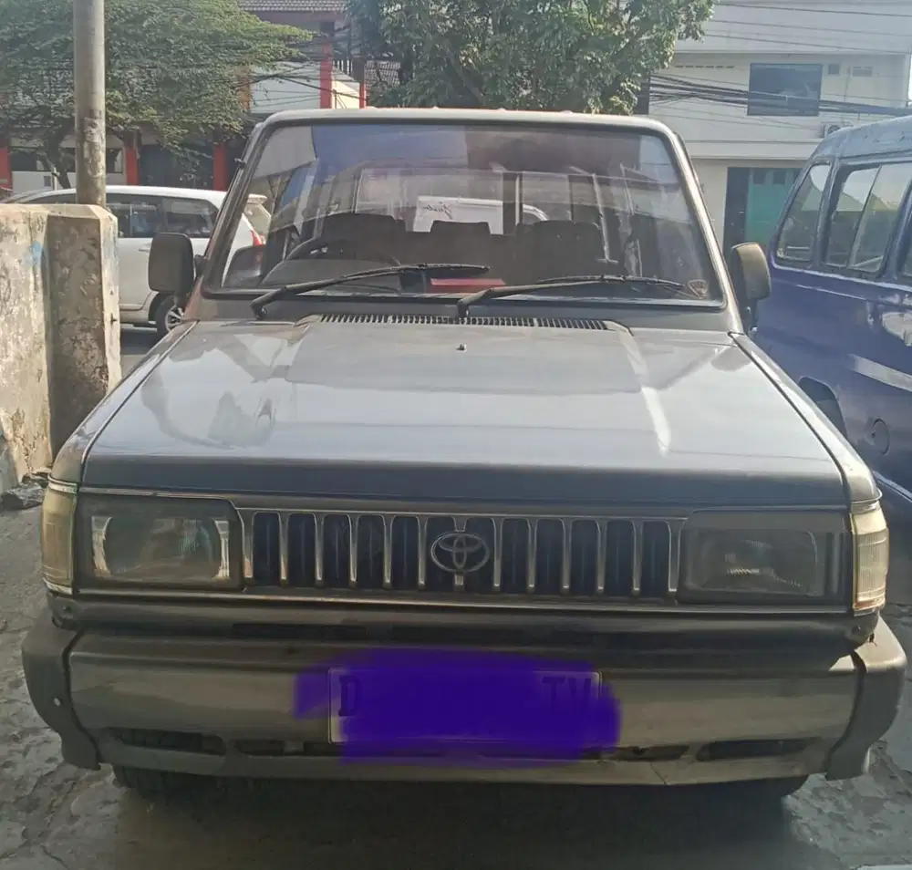Toyota Kijang 1987 Bensin