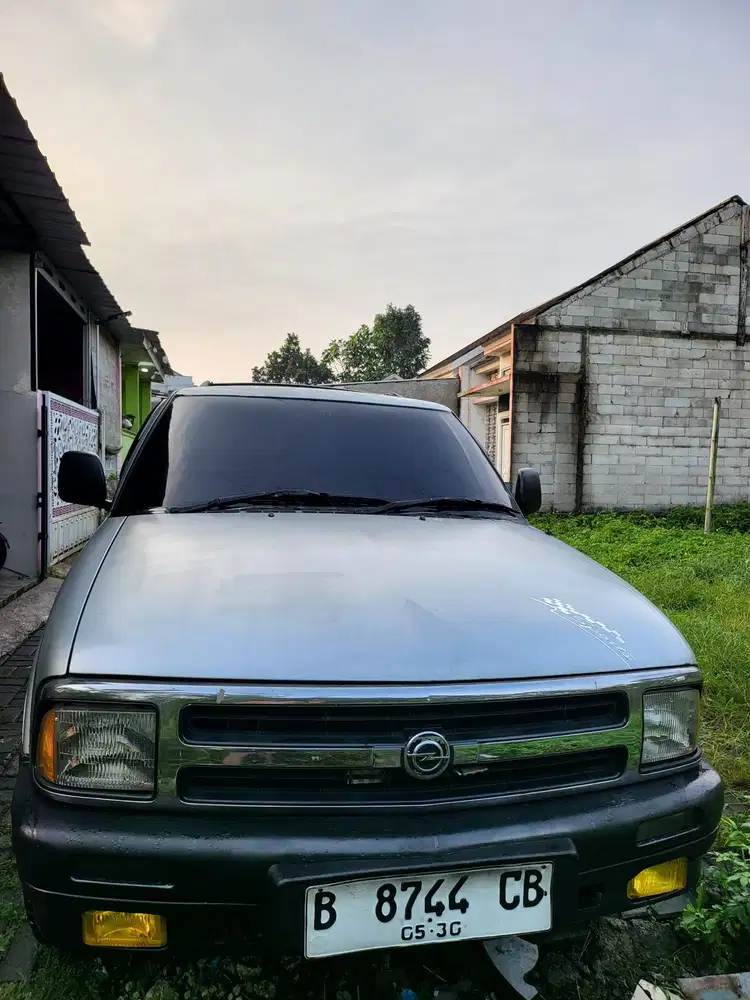 Opel Blazer 1997 Bensin
